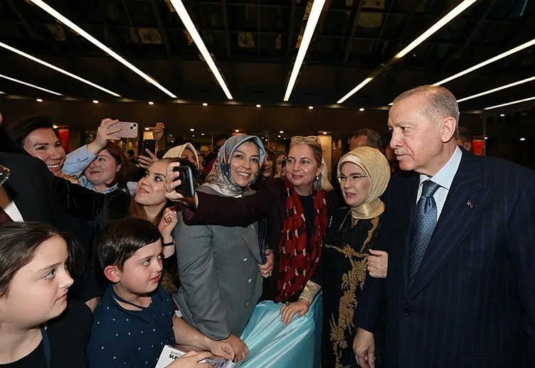 Kadınlarla yükselen Türkiye! 8 Mart’ta Cumhurbaşkanı Erdoğan’ın katıldığı iftar yemeğinde neler konuşuldu?